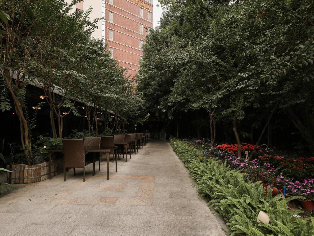 Royal Garden Hotel Kanton Zewnętrze zdjęcie